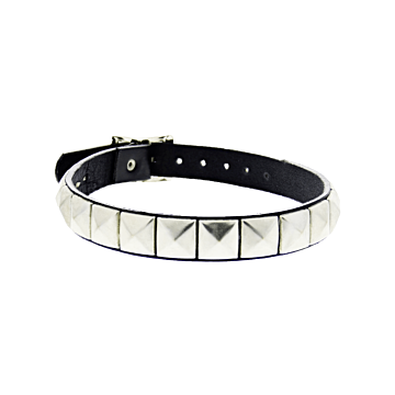 Black 1-Row Pyramid Studded Leather Choker with Buckle